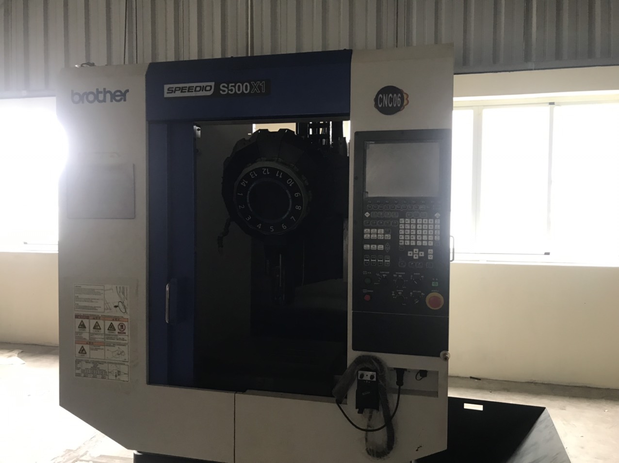 cnc milling machine.jpg